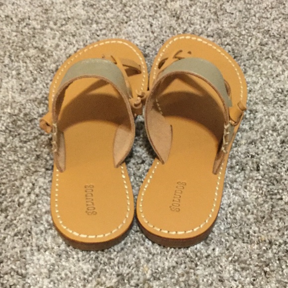 Soludos Slotted Thong Leather Sandal NIB 6 Slip On - Picture 2 of 7